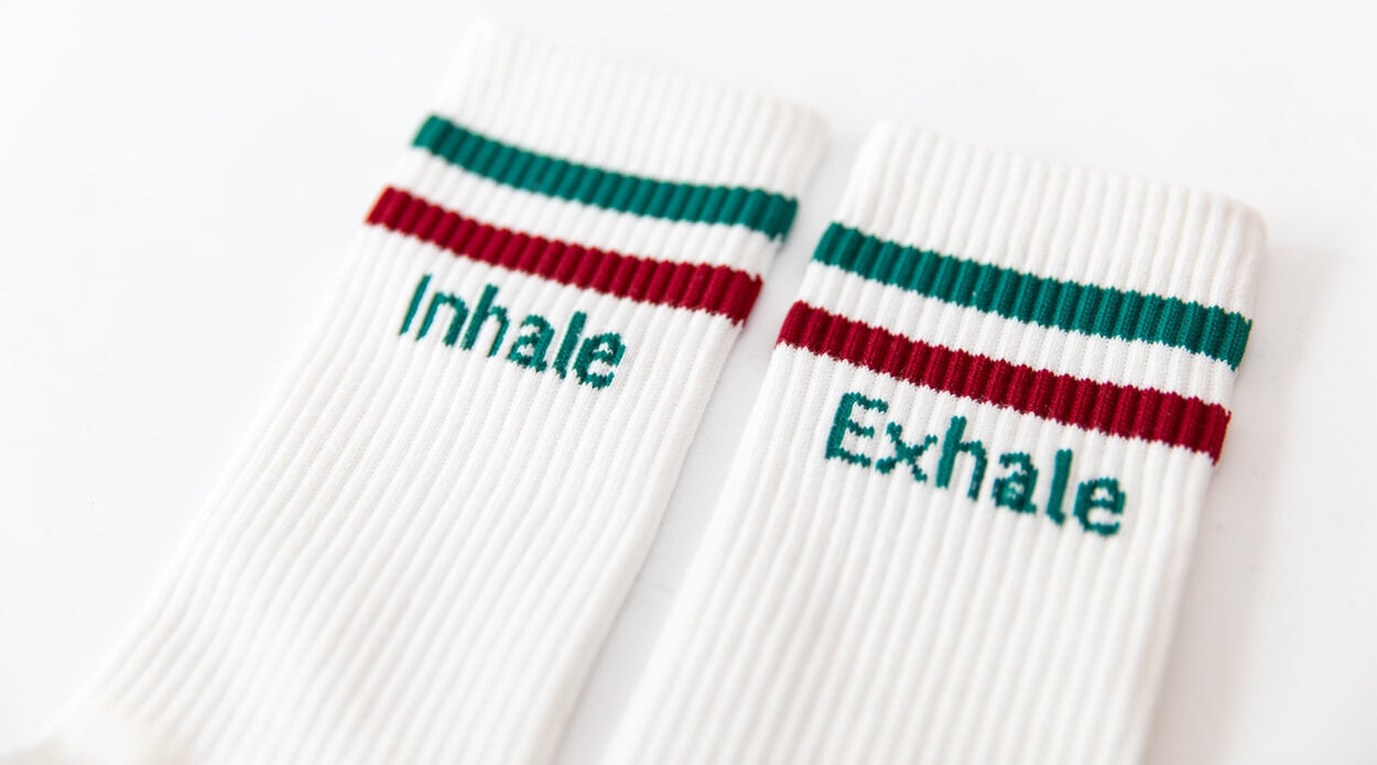 Socken mit Yoga Motiv inhale exhale namaste Bio Baumwolle